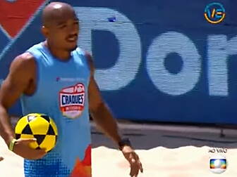 WATCH: Jose Aldo shows his off...